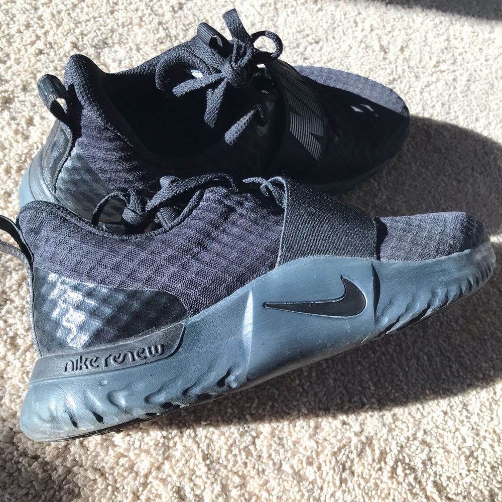 NIKE Women's In-Season TR9 Training Running Shoes